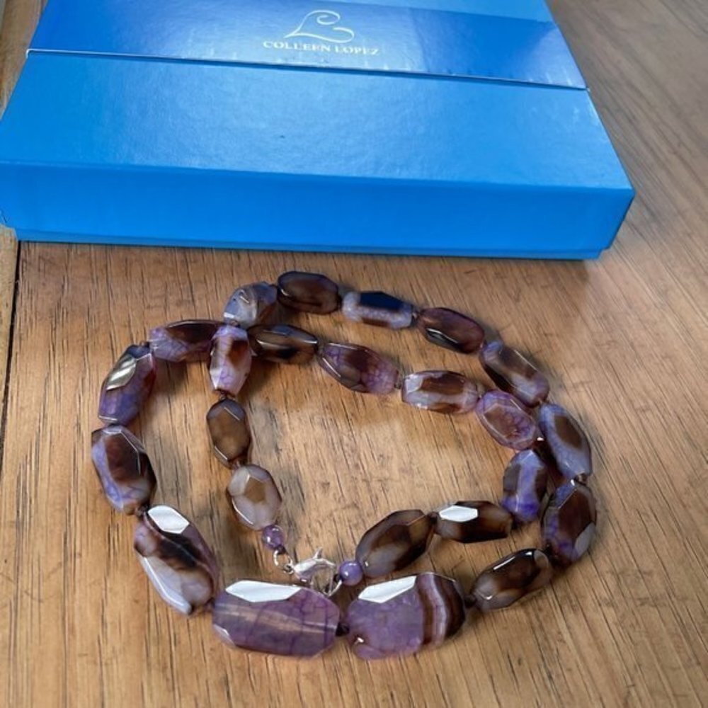 Colleen Lopez Faceted AGATE Necklace - Picture 8 of 9